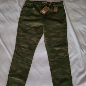 NWT Lucky Brand jeans